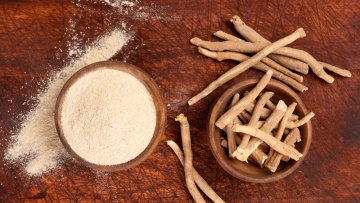 Ashwagandha (účinný adaptogen): účinky, nové vědecké poznatky a bezpečné užívání